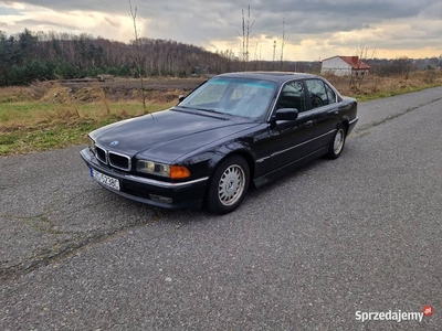 Bmw e38 3.0 v8 m60b30 220km lpg