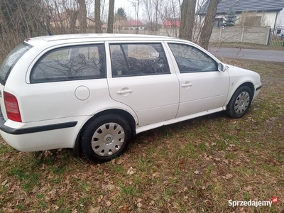 Fajna Skoda Octavia Kombi 2005 1.9TDI