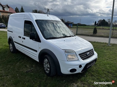 Ford transit connect maxi 1.8 diesel zadbany Sprowadzony