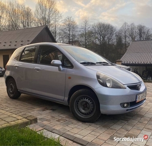 Honda jazz 1.2 + gaz 2003r