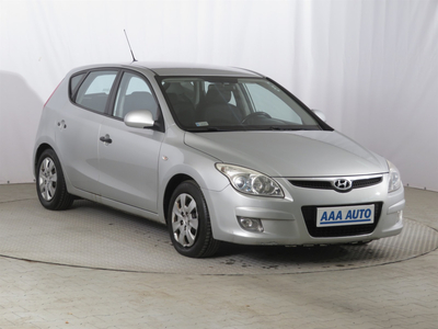 Hyundai i30 2010 1.6 CRDi ABS klimatyzacja manualna