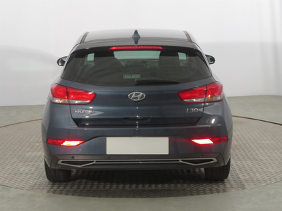 Hyundai i30 2021 1.5 DPI 43076km ABS