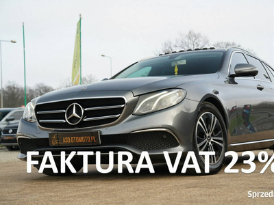 Mercedes E 220 FUL LED skóra SZYBERDACH kamera 4 MATIC el.k…