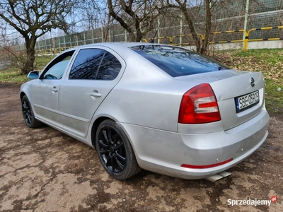 Octavia VRS sedan ZAMIANA manual 204 hp