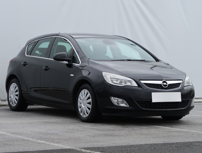 Opel Astra 2010 1.7 CDTI 227187km ABS