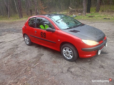 Peugeot 206 1.1 czerwona strzała