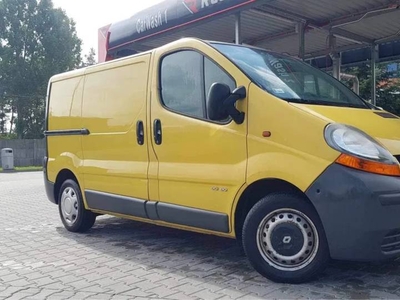 Renault Trafic 1.9 82KM 3-os.