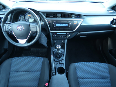 Toyota Auris 2014 1.3 Dual VVT