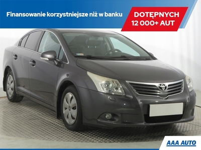 Toyota Avensis III Sedan 2.0 D-4D 126KM 2011