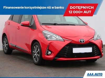 Toyota Yaris III Hatchback 5d Facelifting 2017 1.5 Dual VVT-iE 111KM 2019