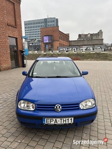 Volkswagen Golf 4 1.6 benzyna 1997r