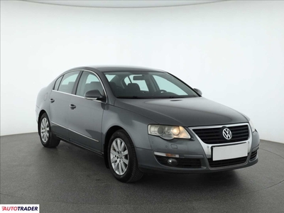 Volkswagen Passat 1.8 158 KM 2008r. (Piaseczno)