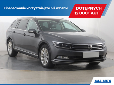 Volkswagen Passat B8 Variant 2.0 TDI BlueMotion SCR 150KM 2017