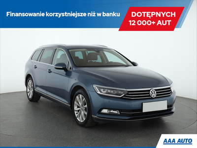 Volkswagen Passat B8 Variant 2.0 TDI BlueMotion SCR 190KM 2016