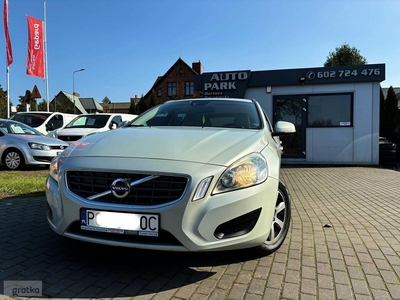 Volvo V60 I D2 Momentum