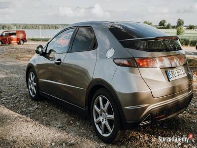 Honda Civic ufo