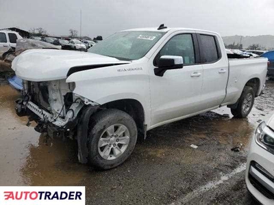 Chevrolet Silverado 5.0 benzyna 2021r. (SAN MARTIN)