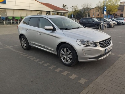 Volvo XC60 2.0 l 306KM napęd FWD LIFT