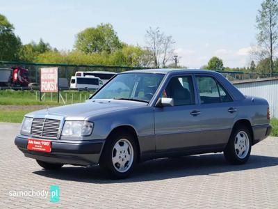 Mercedes-Benz W124