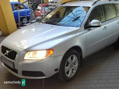 Volvo V70 III