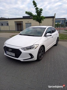 Hyundai Elantra 2016 salon PL