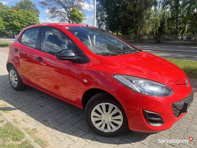 MAZDA 2 benzyna 1.3 2012 rok