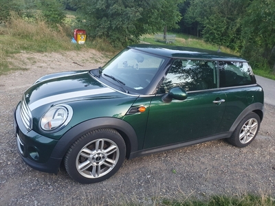 MINI One II Cooper D 1,6 112KM