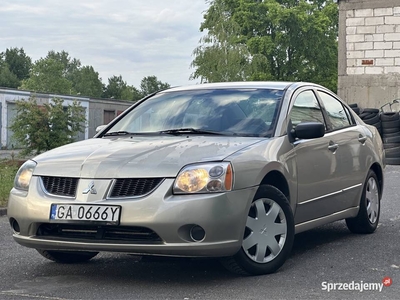 Mitsubishi Galant IX 2.4 Benzyna 160KM 2004r. Automat