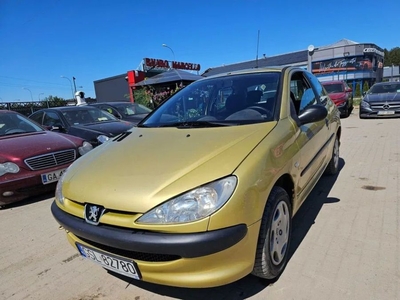 Peugeot 206 1.1 benzyna 2003 rok