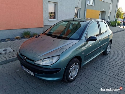 PEUGEOT 206 1,1 PB WSPOMAGANIE , DOBRY STAN TECHNICZNY