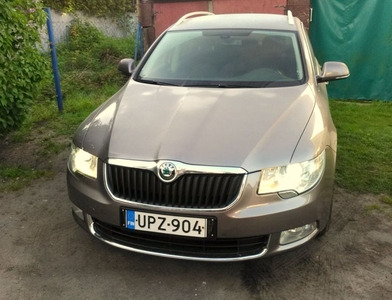 Skoda Superb combi 2.0 TSi Ambition Business DSG 2012 rok