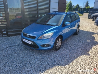 SPRZEDAM FORDA FOCUS 1,6B