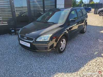 SPRZEDAM FORDA FOCUS 1,6B