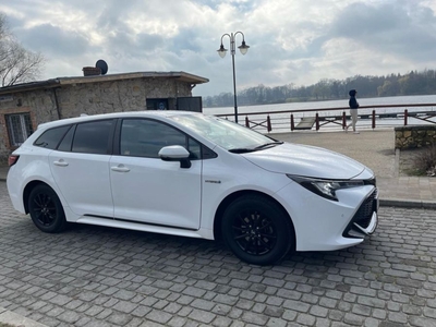 Toyota Corolla Active Hybryda 2022