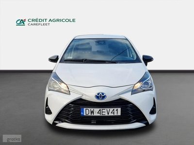 Toyota Yaris III Hybrid 100 Active Hatchback. DW4EV41