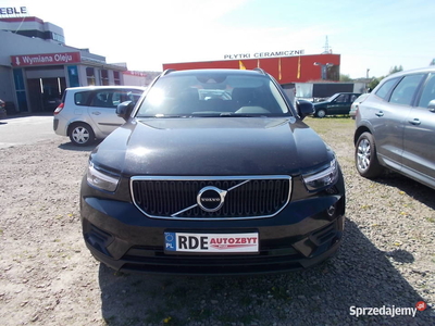 VOLVO XC40 automat