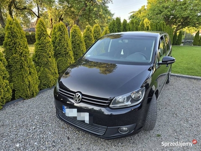 VW TOURAN 2011