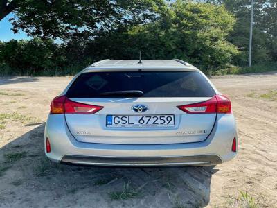 Toyota Auris hybryd 1.8, 2014 rok