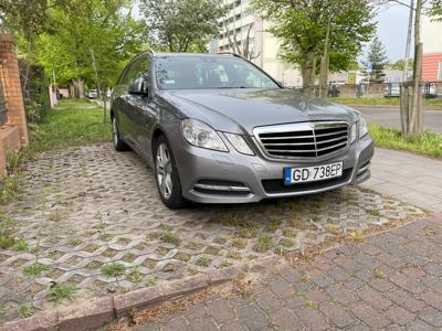 Używane Mercedes-Benz Klasa E - 46 500 PLN, 142 000 km, 2011