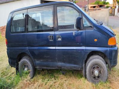 Używane Mitsubishi L400 - 15 000 PLN, 260 000 km, 1995