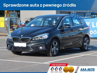 Używane BMW Seria 2 - 50 000 PLN, 211 042 km, 2015
