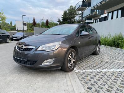 Używane Opel Astra - 23 999 PLN, 199 900 km, 2012