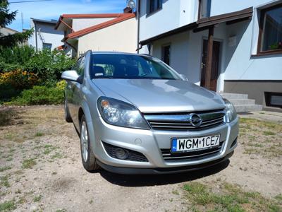 Używane Opel Astra - 19 300 PLN, 199 000 km, 2010