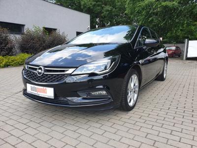 Używane Opel Astra - 55 220 PLN, 162 283 km, 2017
