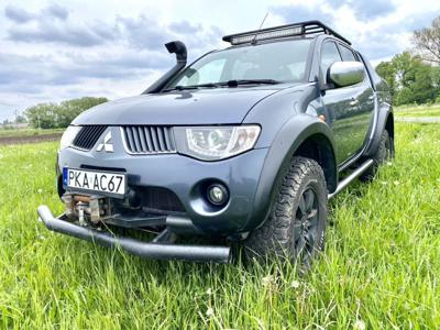 Używane Mitsubishi L200 - 60 000 PLN, 206 352 km, 2006