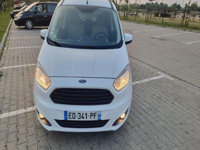 Używane Ford Tourneo Courier - 36 900 PLN, 184 084 km, 2016