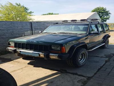 Używane Jeep Cherokee - 15 000 PLN, 270 000 km, 1993