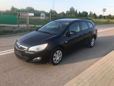 Używane Opel Astra - 23 800 PLN, 183 200 km, 2010