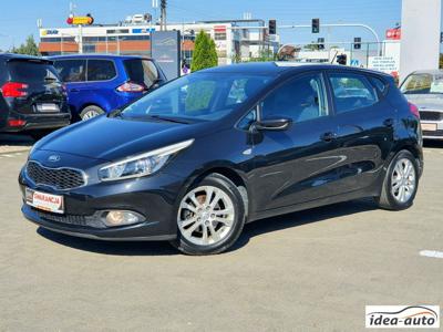 Używane Kia Ceed - 30 900 PLN, 177 350 km, 2013