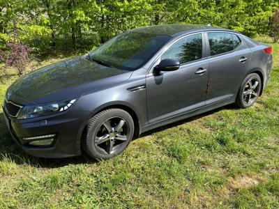 Używane Kia Optima - 32 500 PLN, 220 000 km, 2012